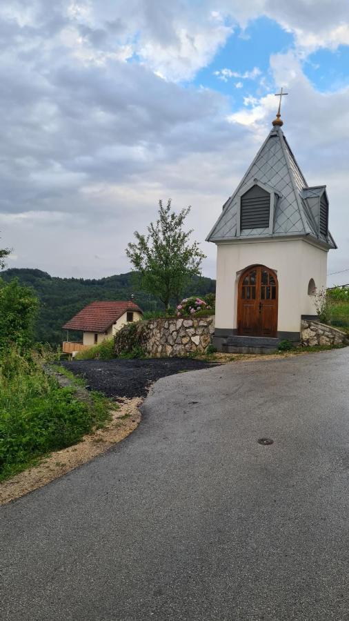 Zidanica Muhic Villa โดเลนิสเก ทอปลิตเซ ภายนอก รูปภาพ