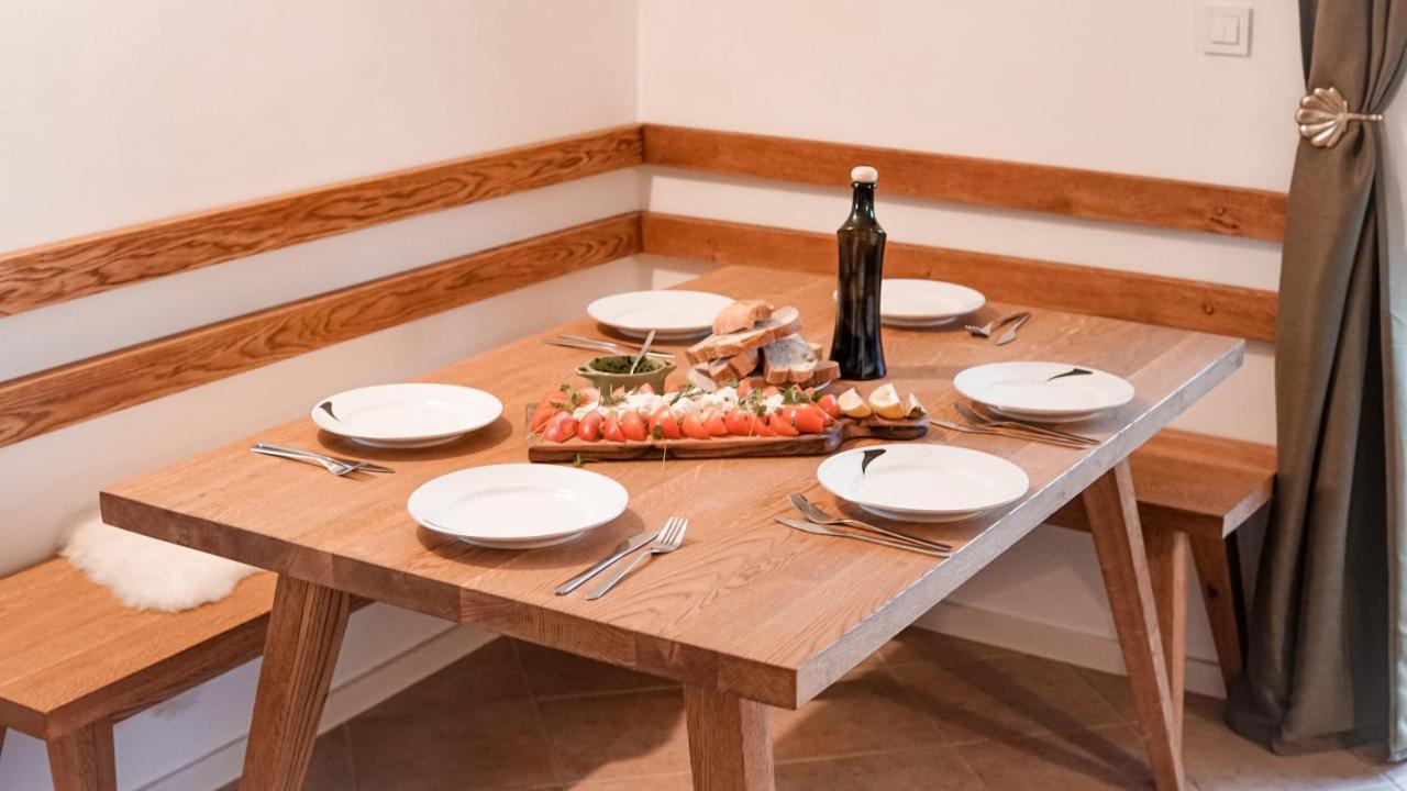 Zidanica Muhic Villa โดเลนิสเก ทอปลิตเซ ภายนอก รูปภาพ